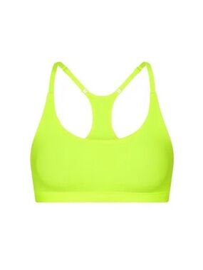 SKIMS fits everybody bra size 3x
